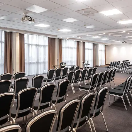 Pentahotel Paris Charles De Gaulle فندق 4*