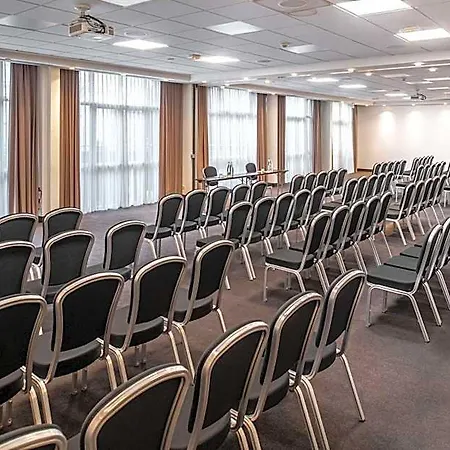 Szálloda Pentahotel Paris Charles De Gaulle 4*