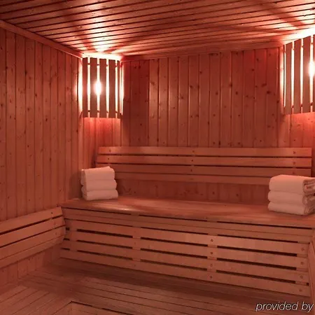 Hotell Pentahotel Paris Charles De Gaulle 4*