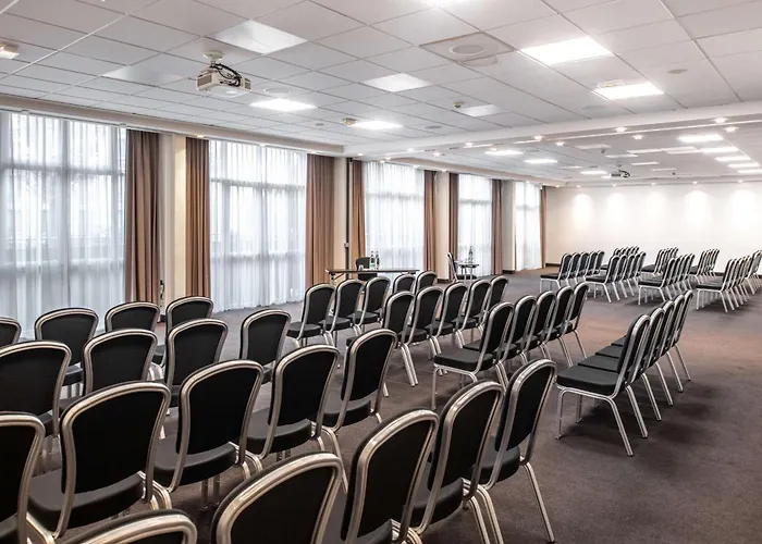 Pentahotel Paris Charles De Gaulle Hotel 4*